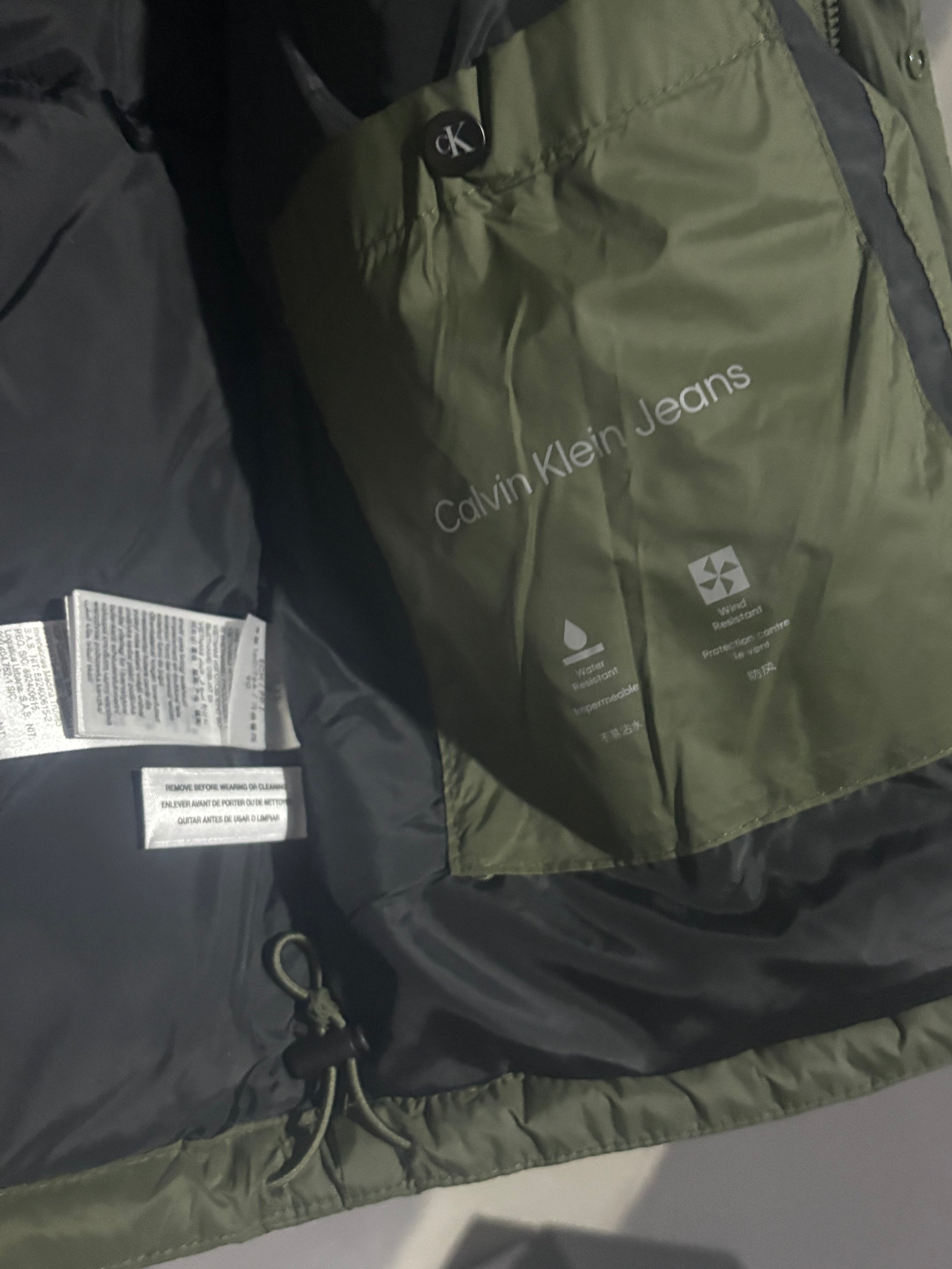 Chamarra puffer Calvin Klein Og