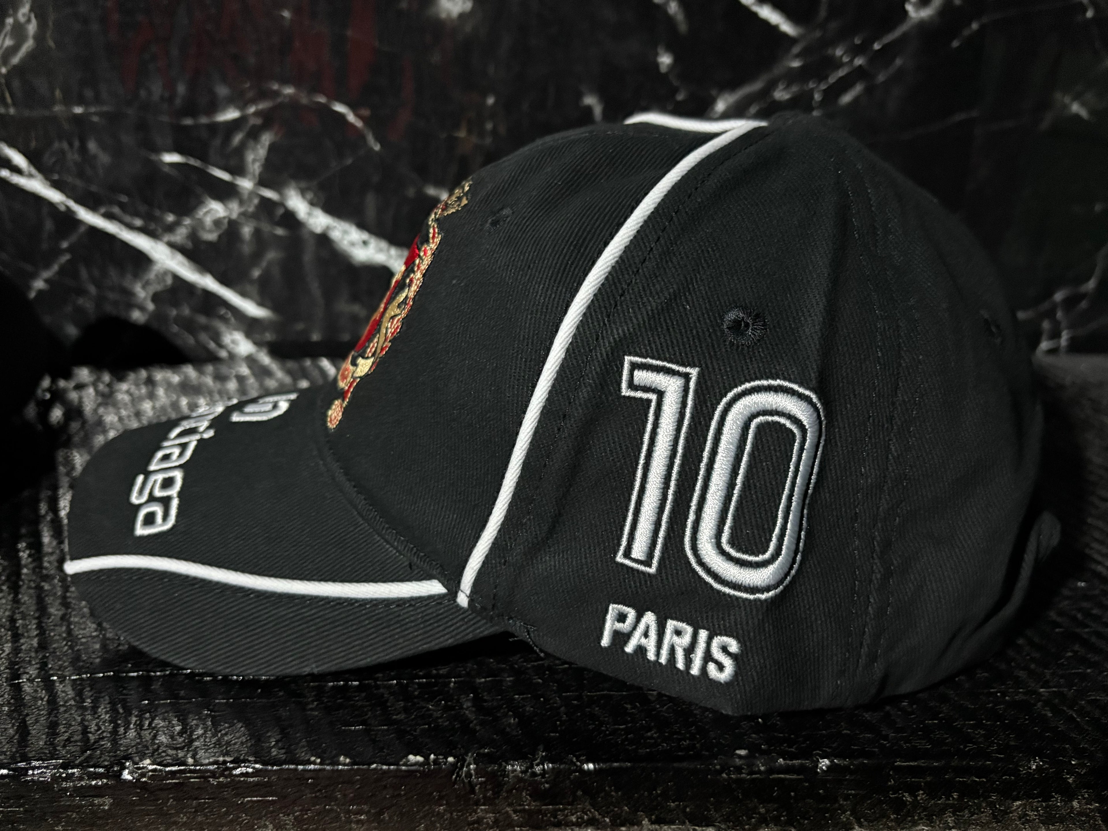 Gorra Balenciaga x Manchester