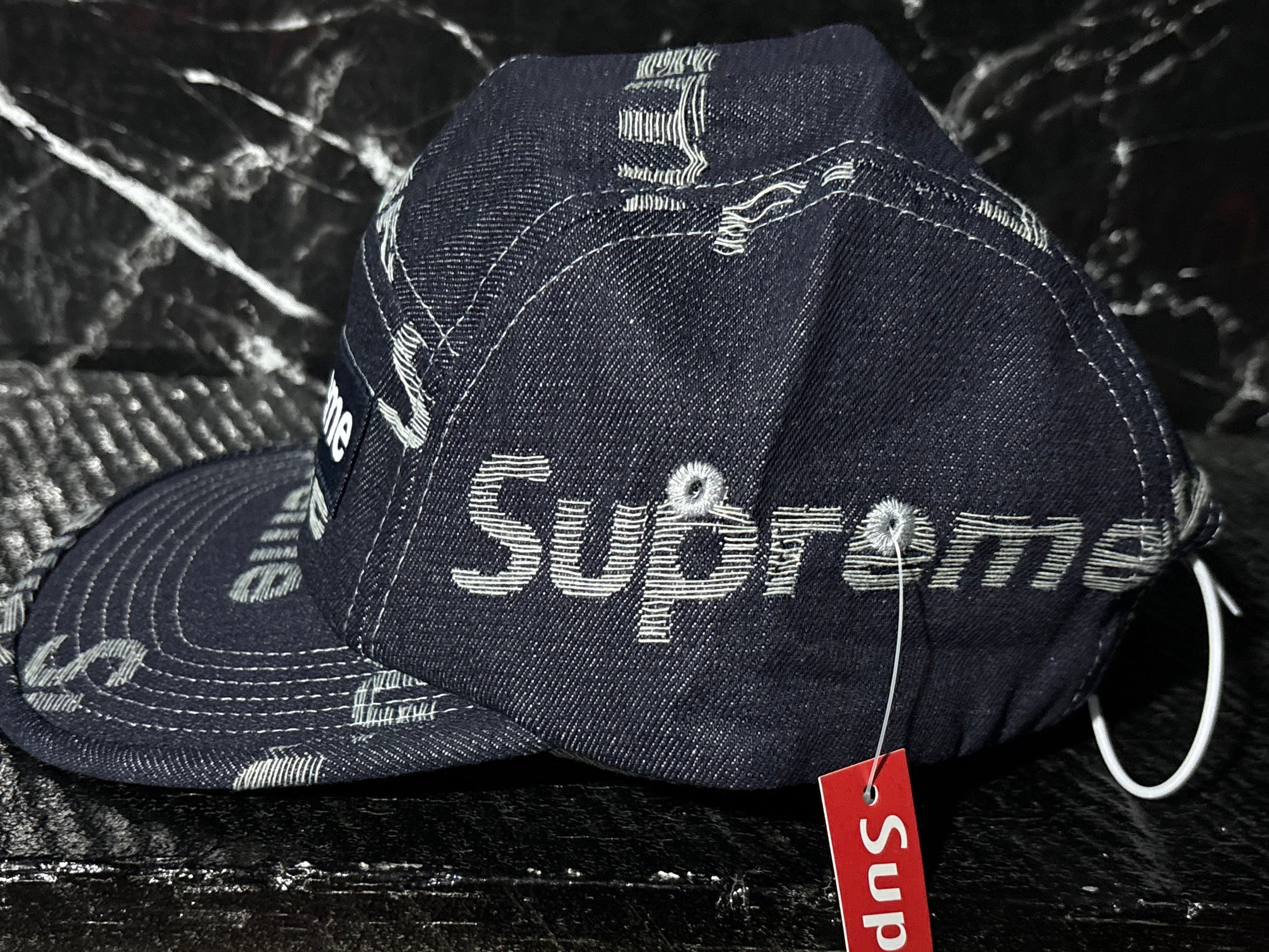 **AGOTADO** Gorra Supreme Jacquard Logos Denim Camp