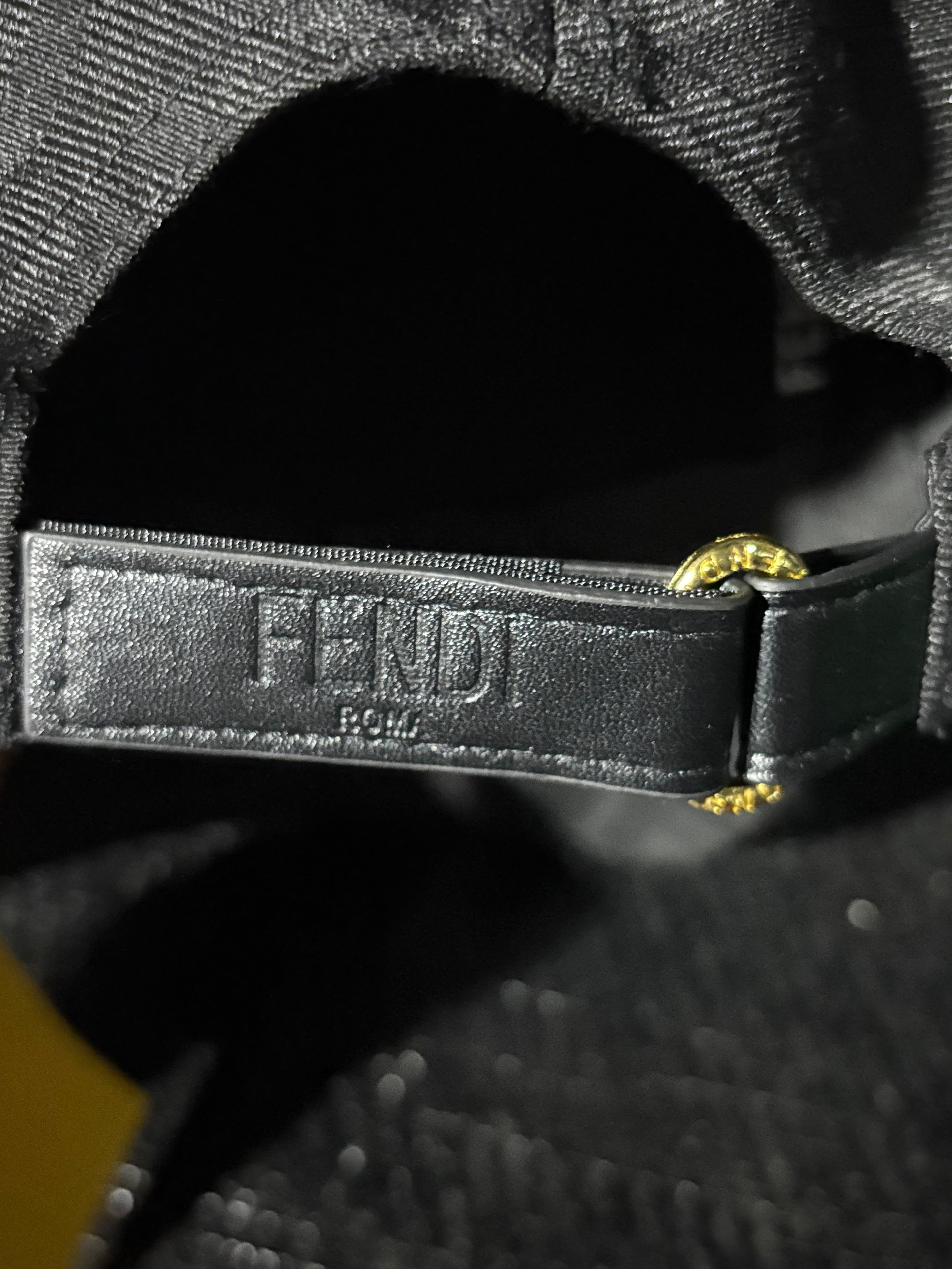 Gorra Fendi