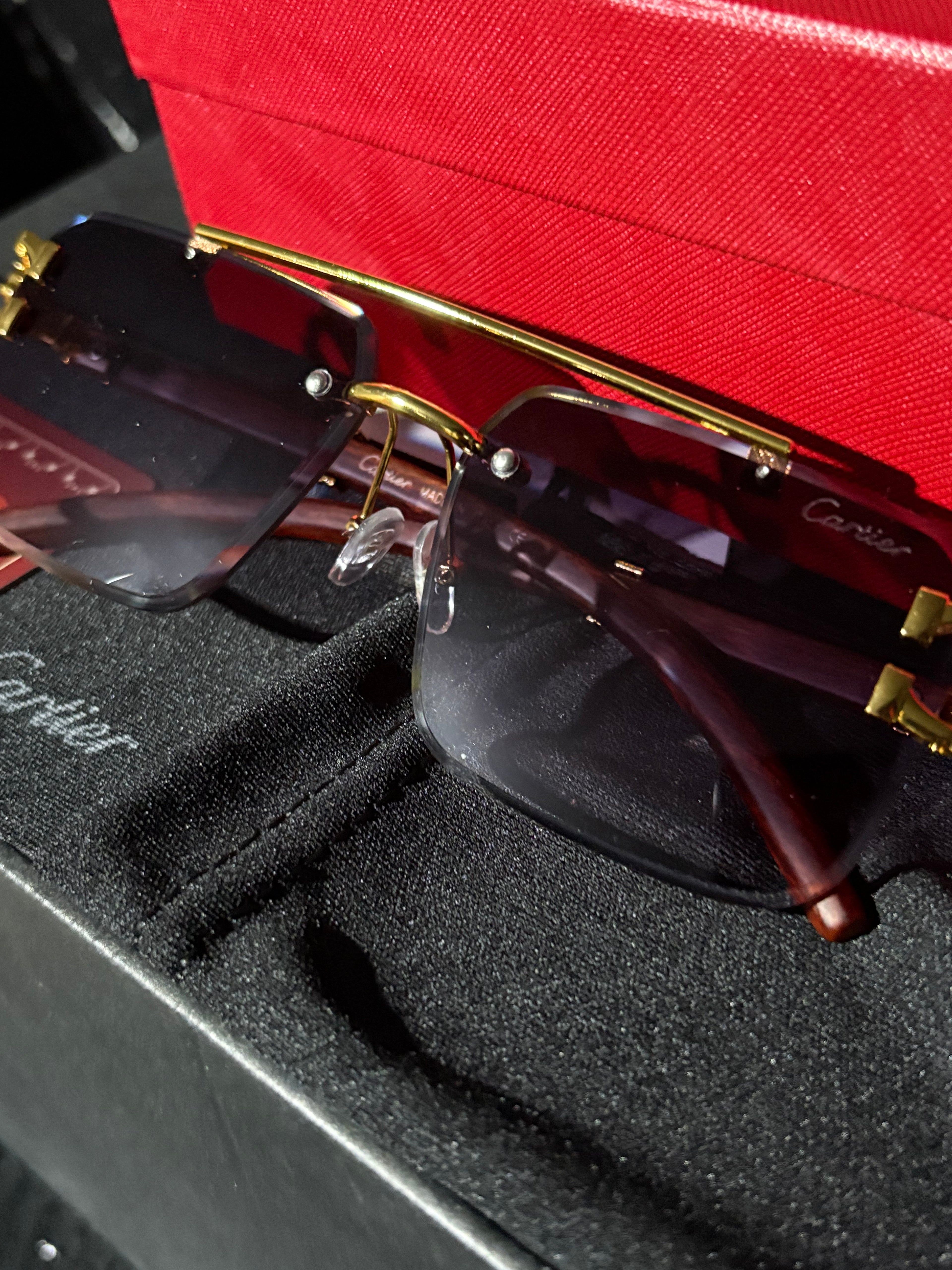 Lentes Cartier jaguar (morado oscuro)