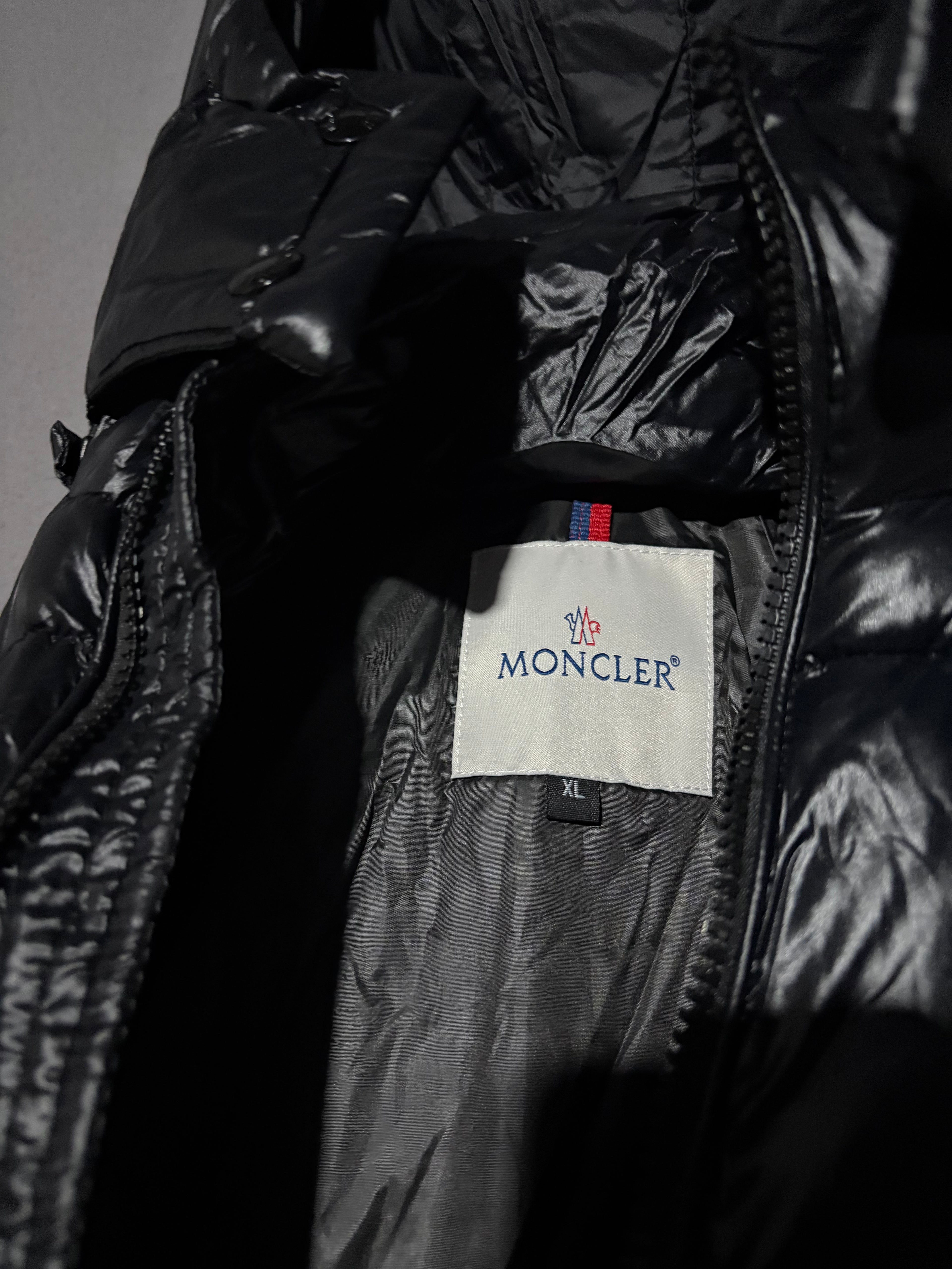 **AGOTADO**Chamarra Moncler