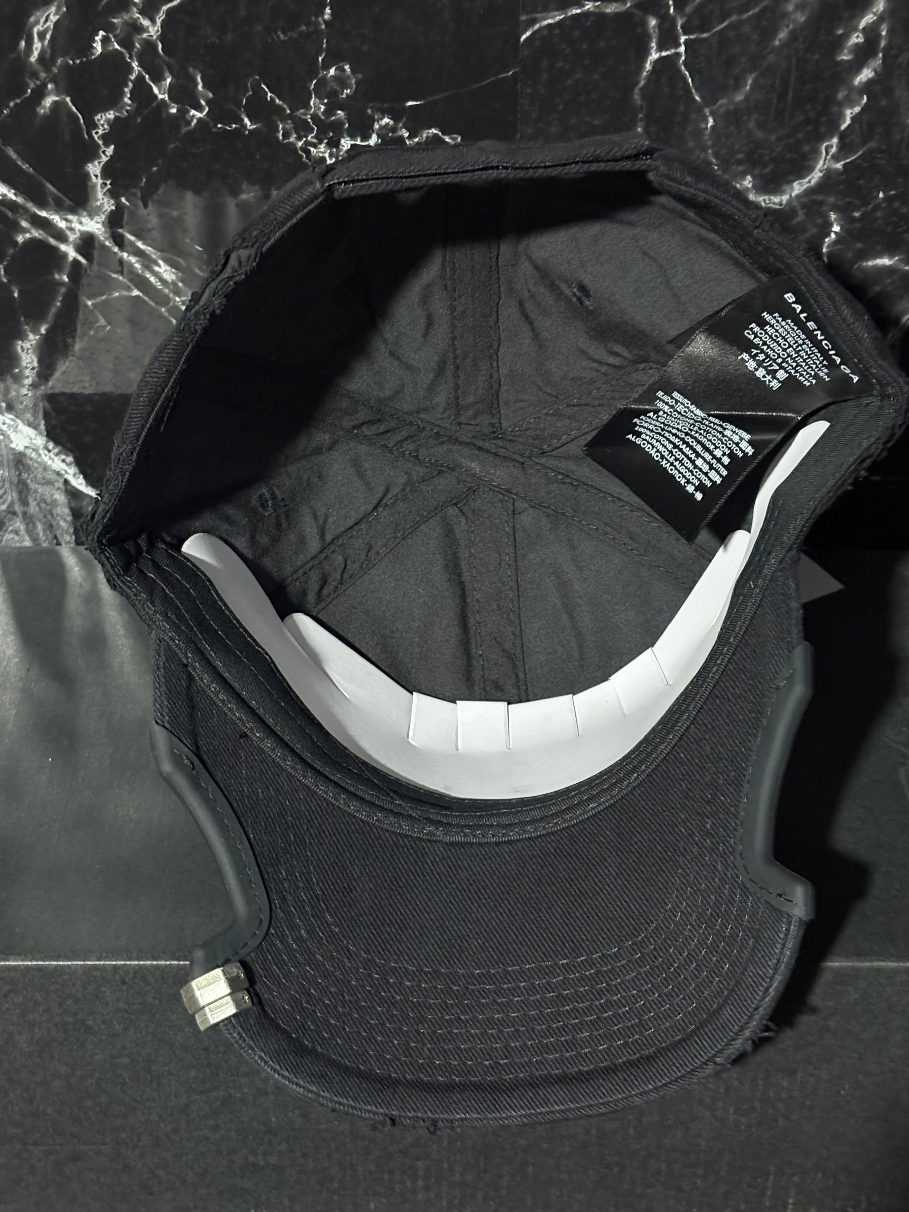 Gorra Balenciaga DIY