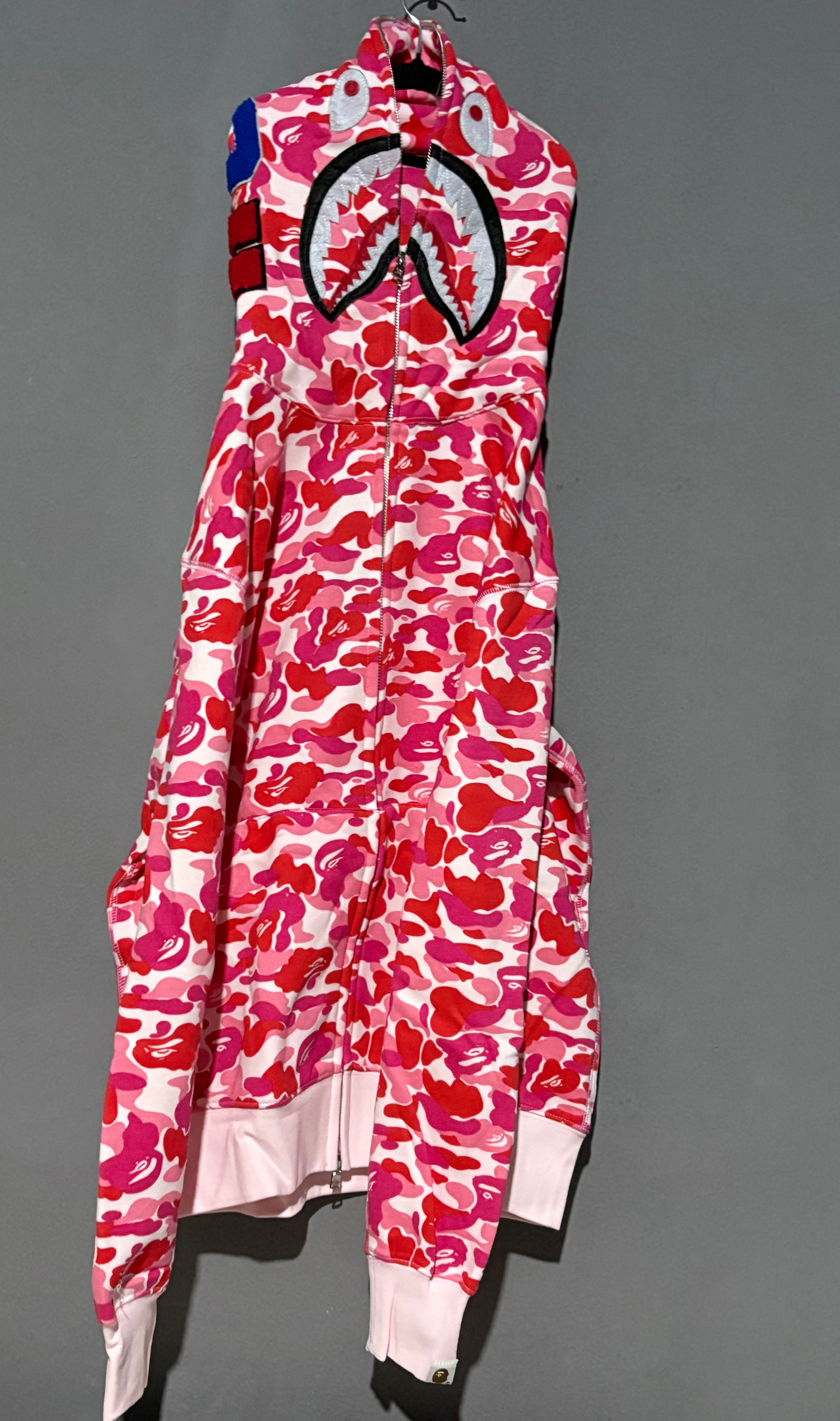 **AGOTADO** Sudadera Bape rosa