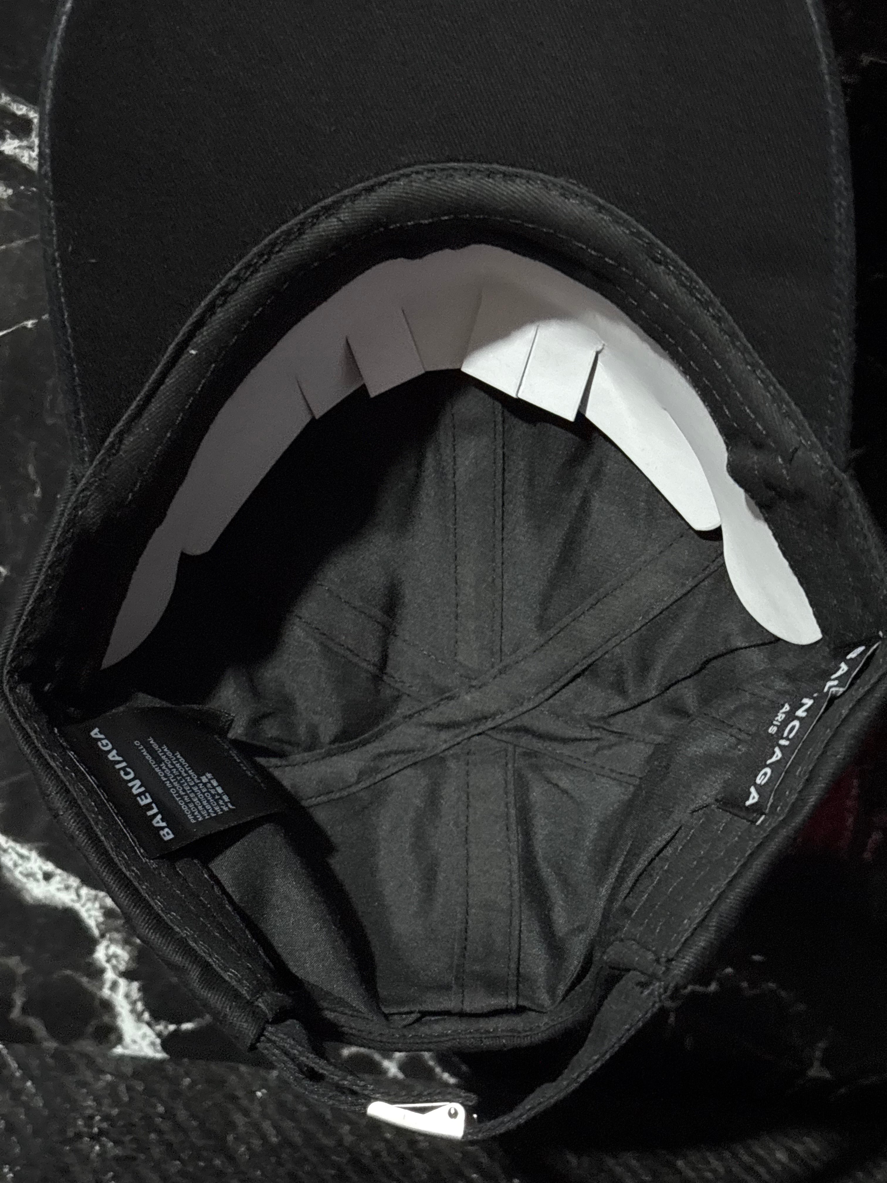 Gorra Balenciaga diaganol cap