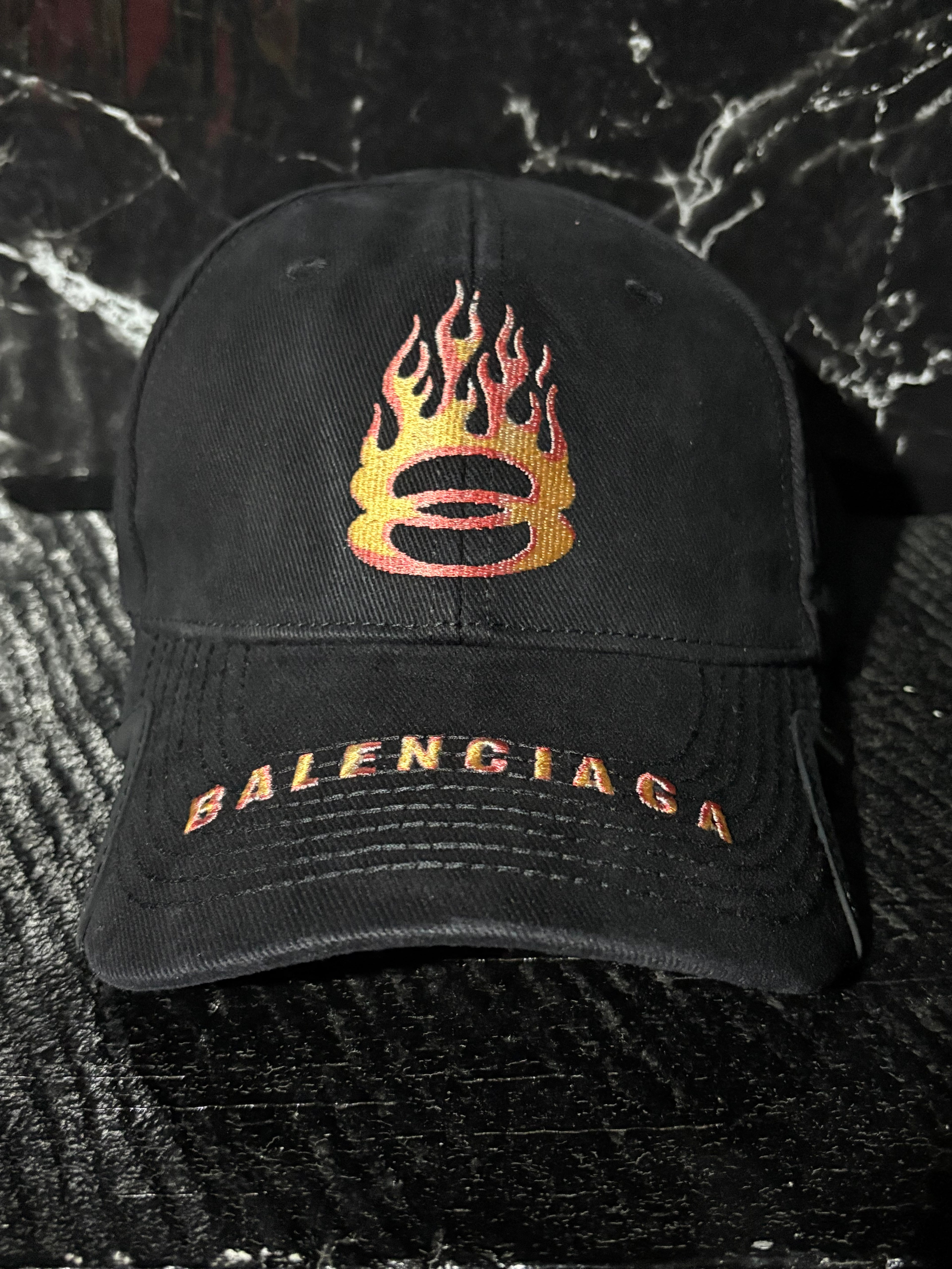 Gorra Balenciaga black faded unity sports cap