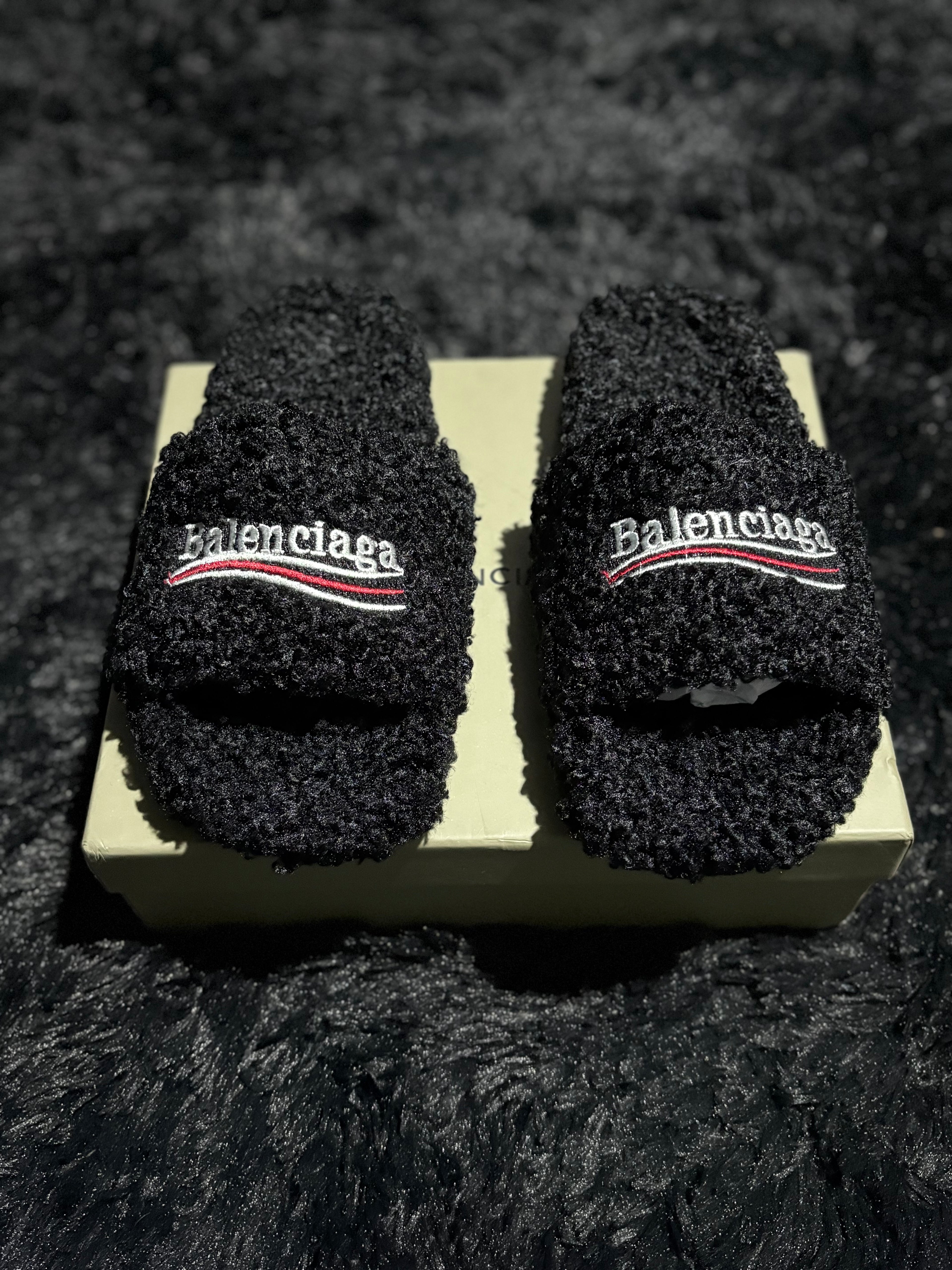 Pantuflas Balenciaga