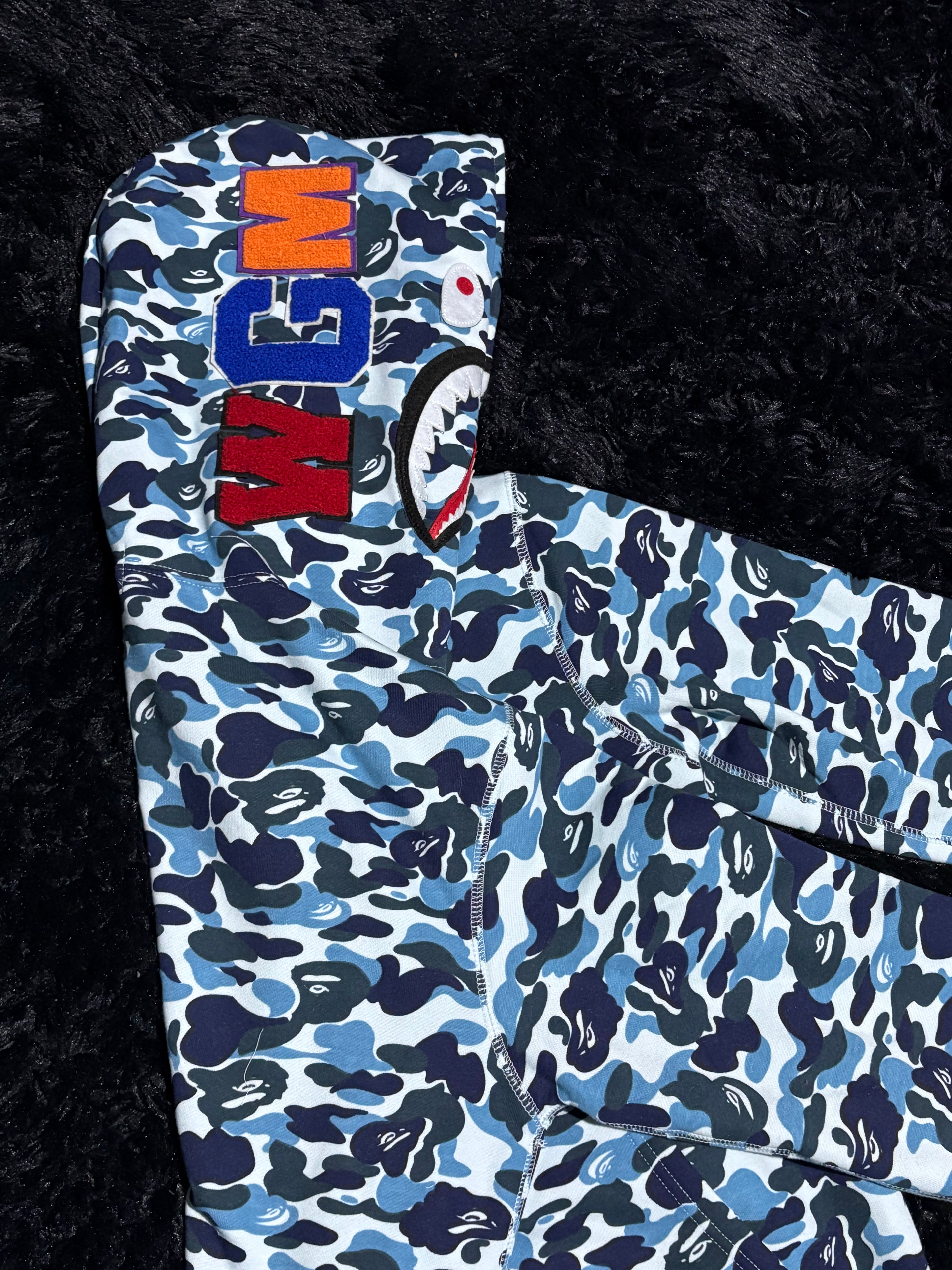 **AGOTADO** Sudadera Bape azul ligero