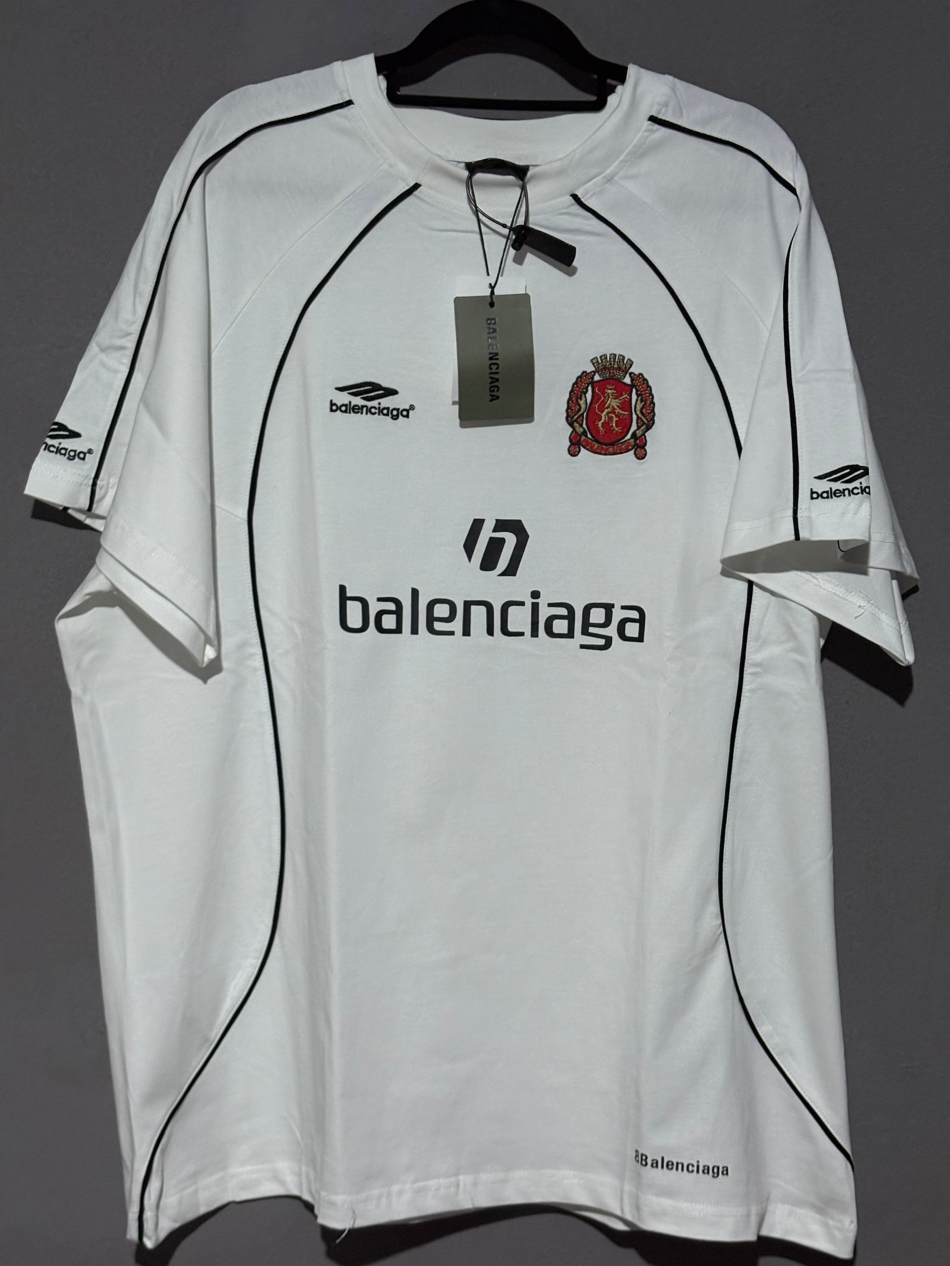 Balenciaga x Manchester United oversize