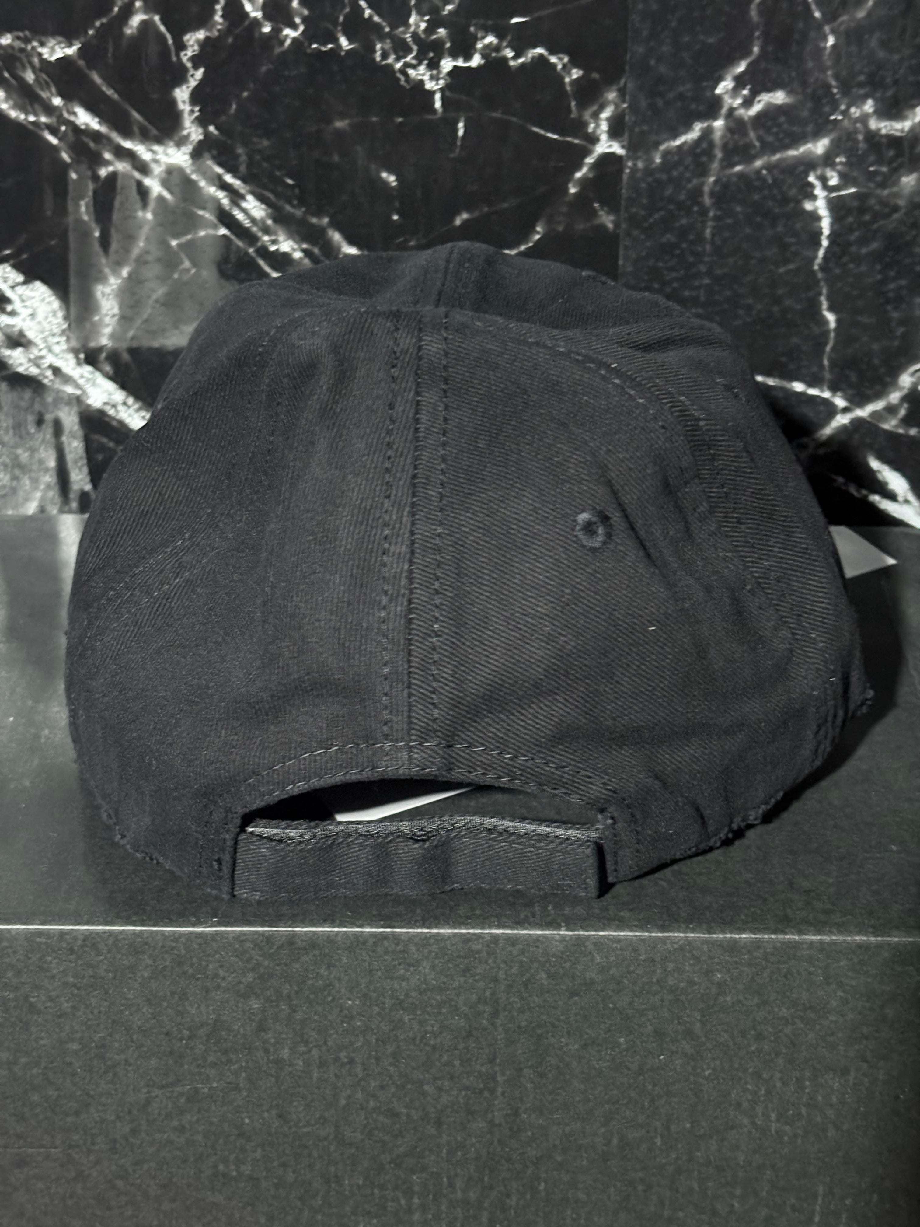 Gorra Balenciaga DIY