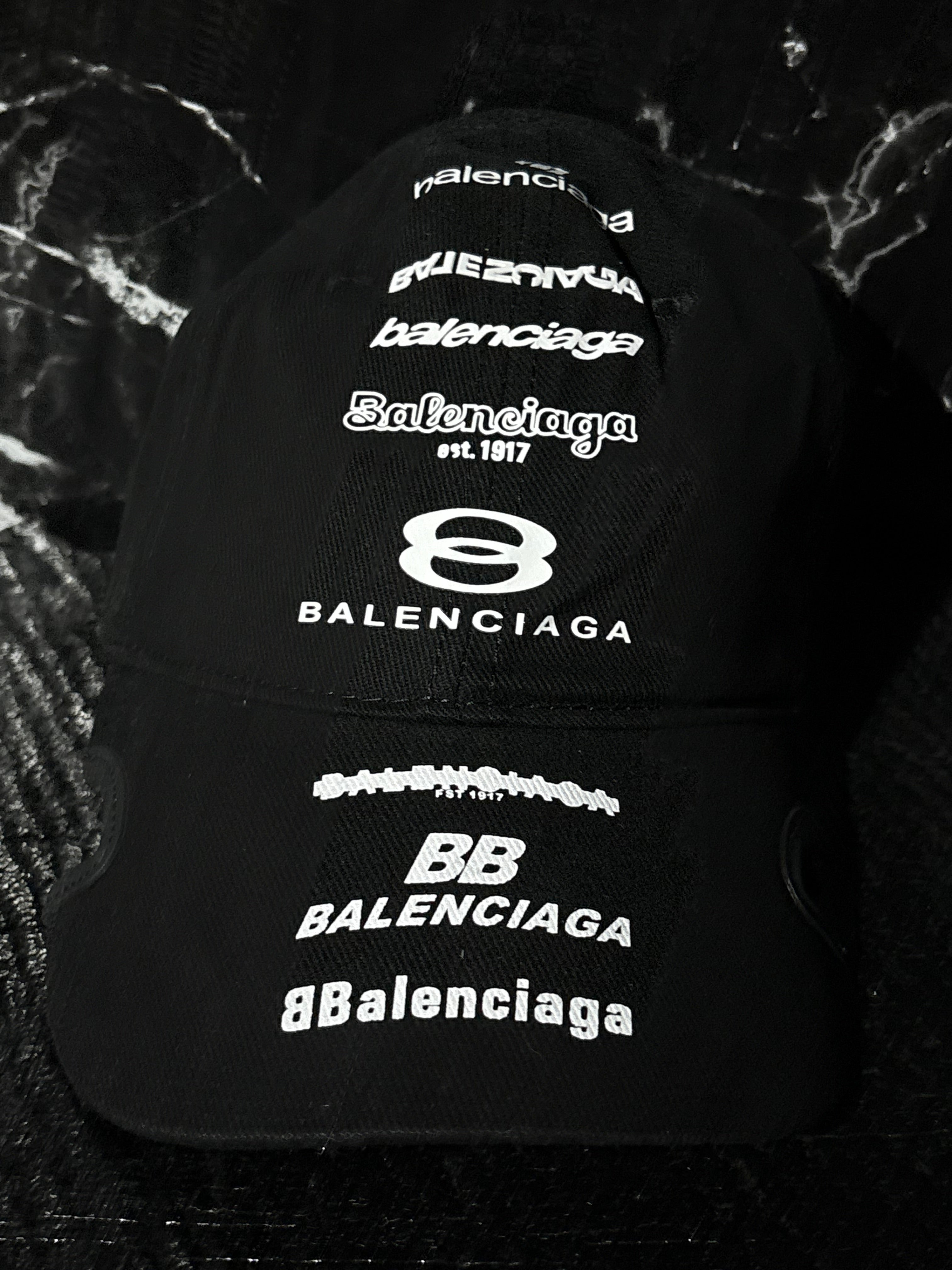 Gorra Balenciaga multi-logo