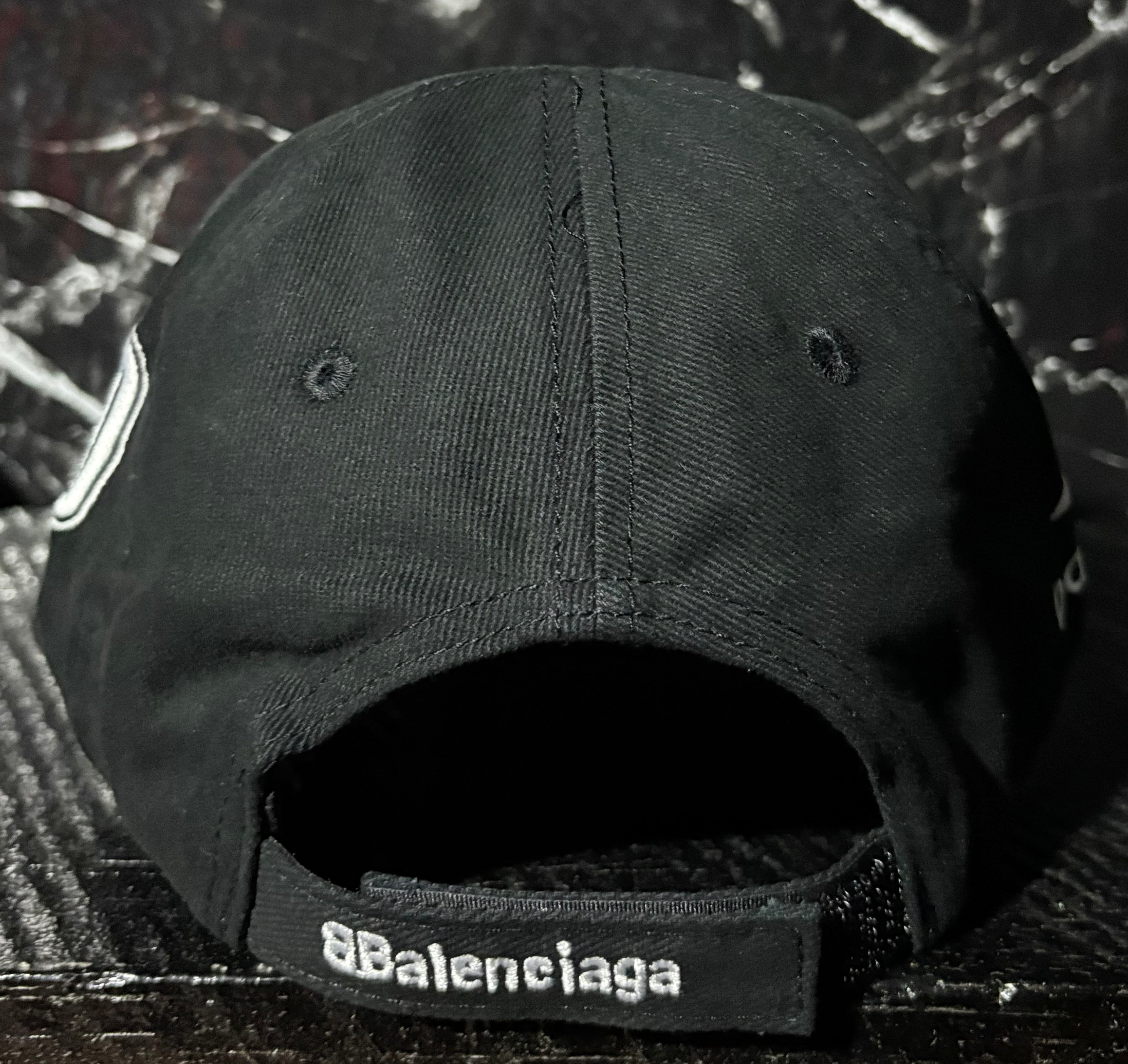 Gorra Balenciaga x Manchester