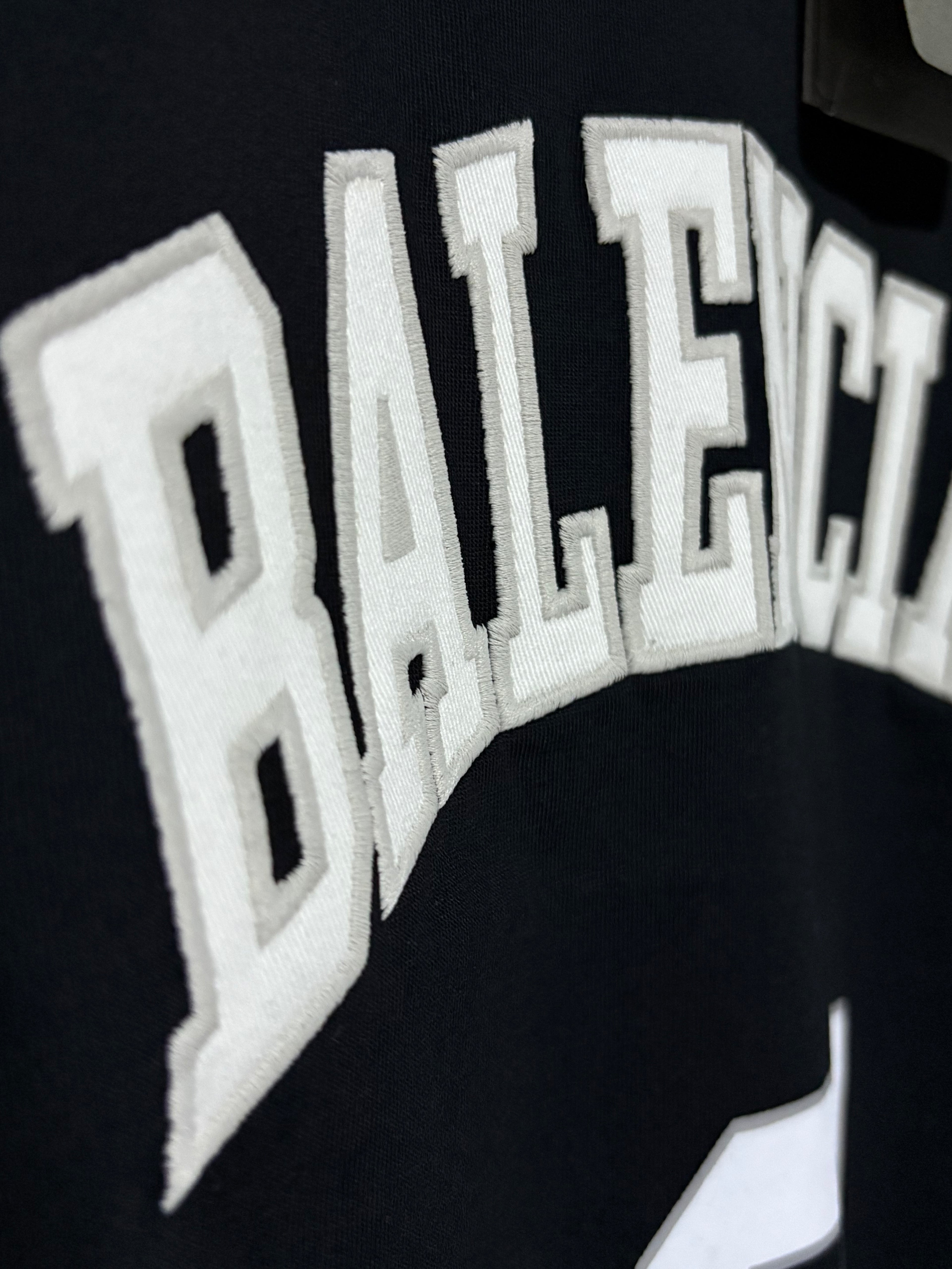 Balenciaga #01 oversize