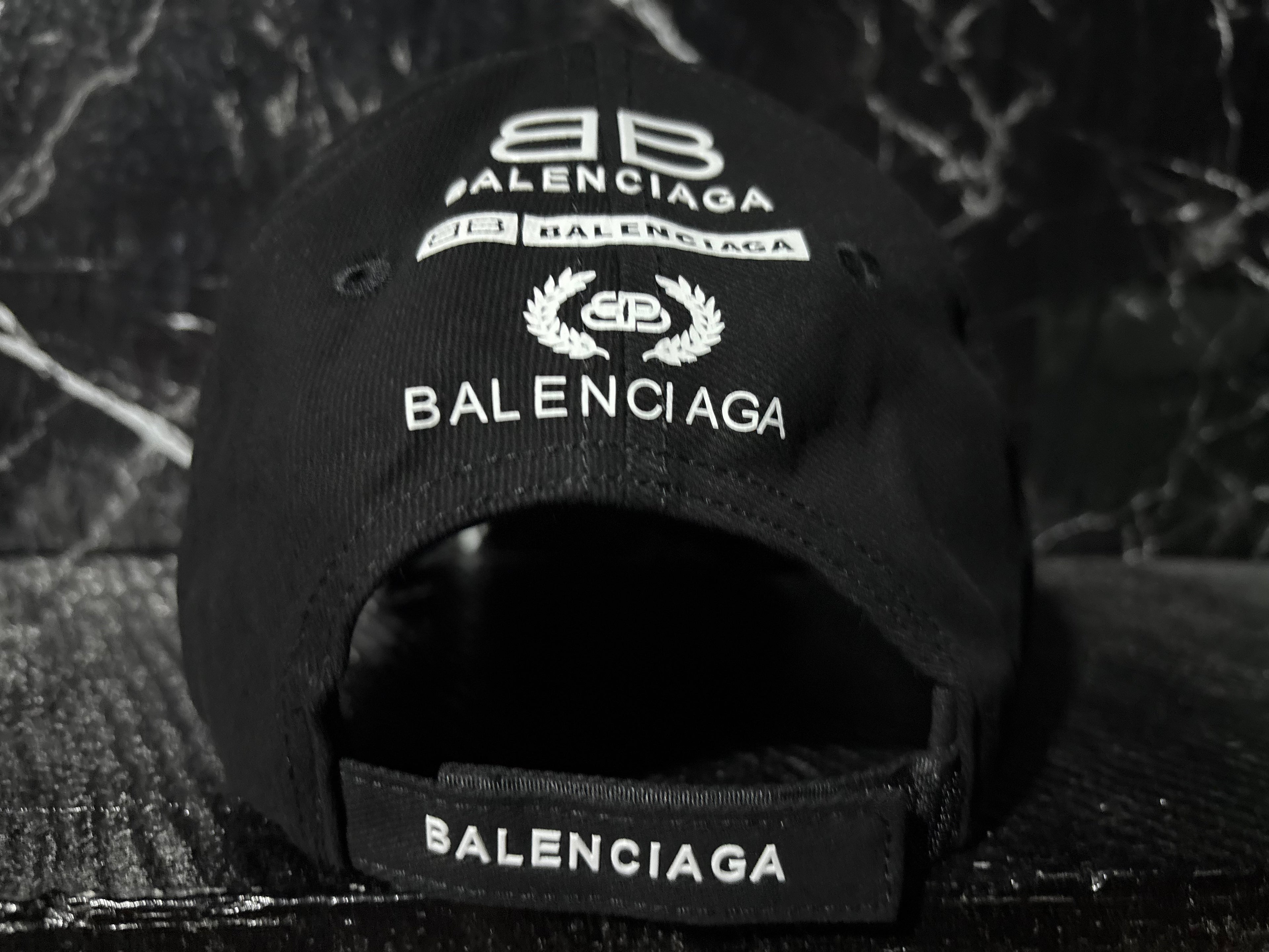 Gorra Balenciaga multi-logo