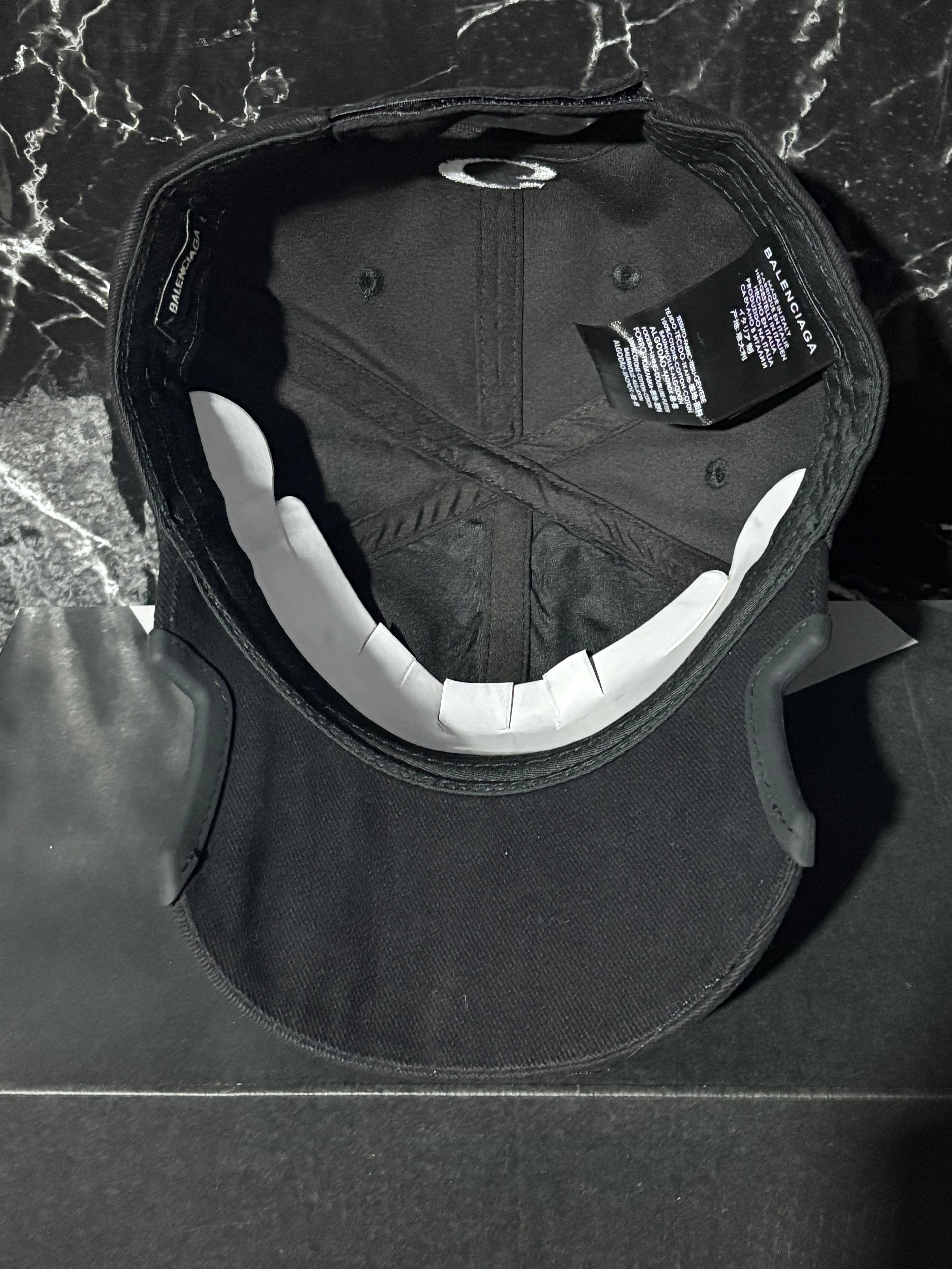 Gorra Balenciaga