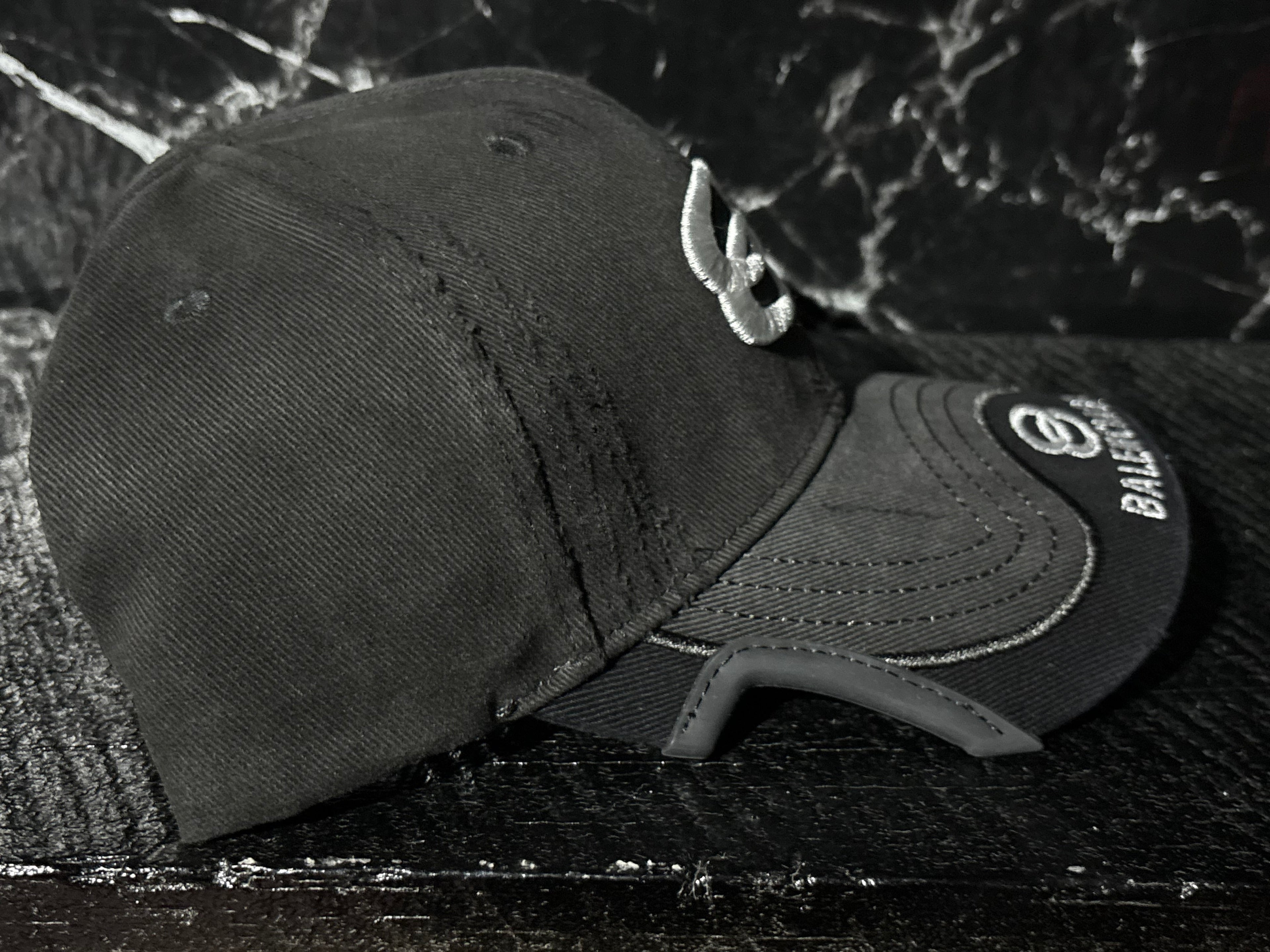 Gorra Balenciaga unity cap