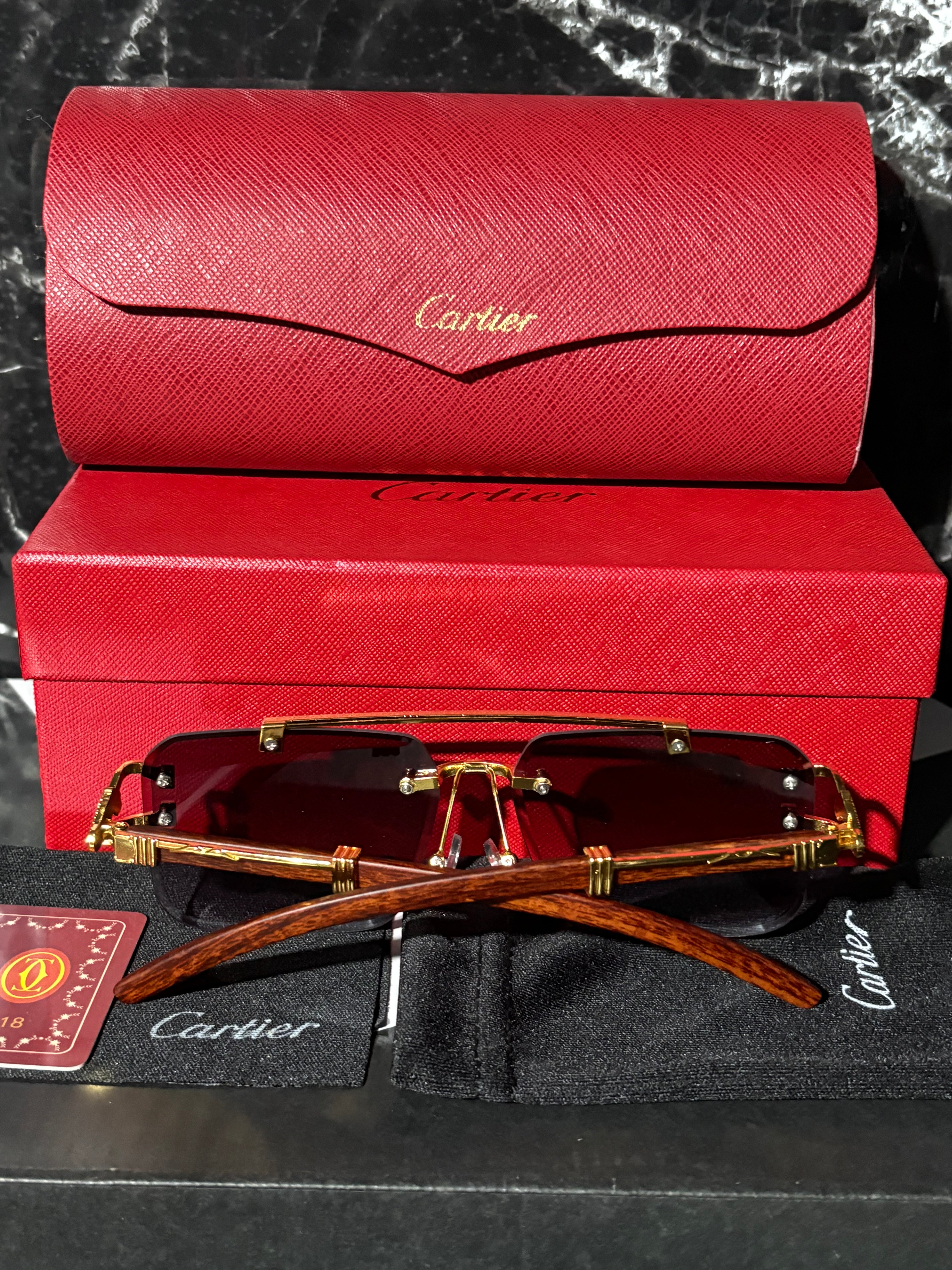 Lentes Cartier jaguar (morado oscuro)