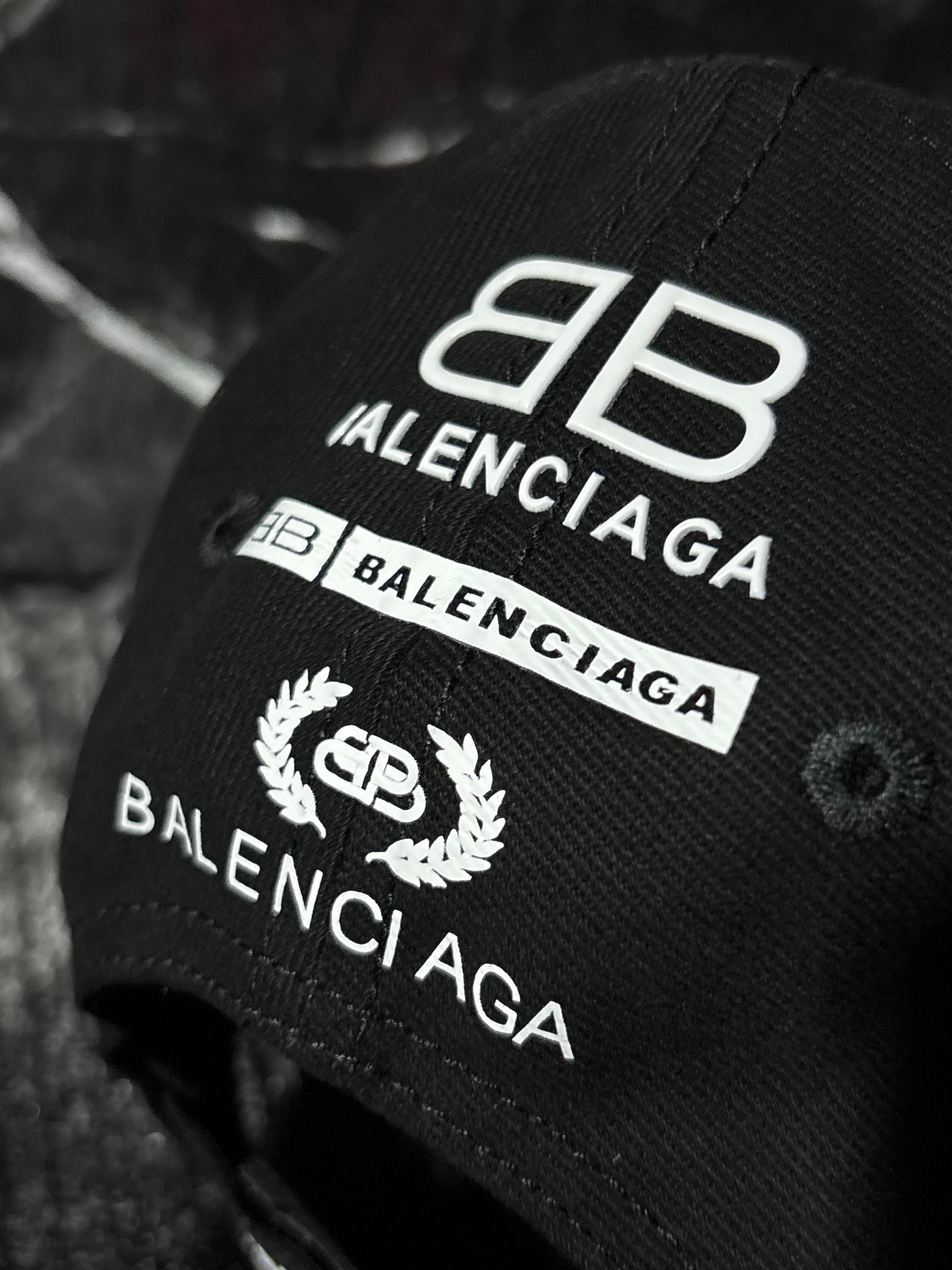 Gorra Balenciaga multi-logo