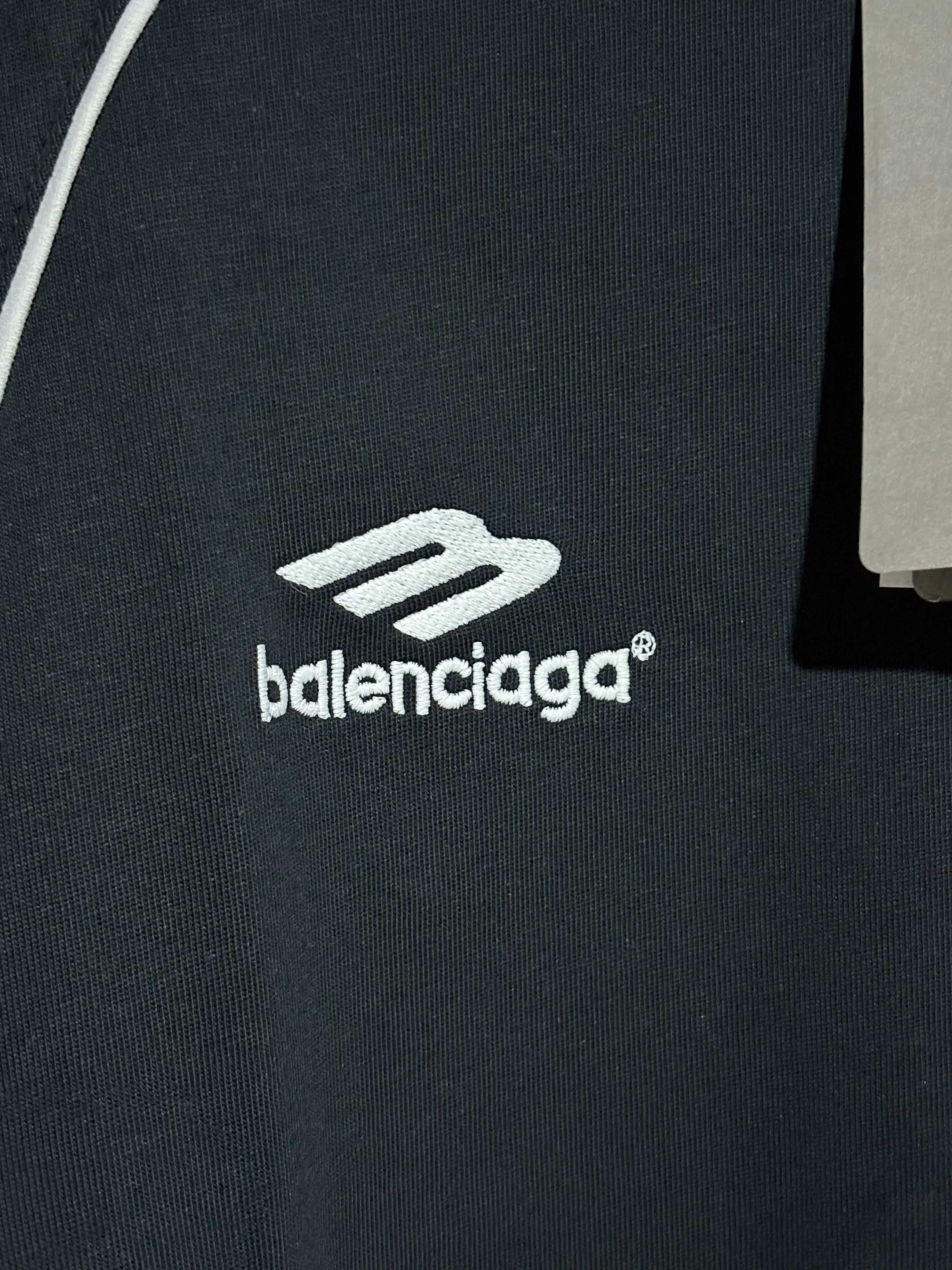 Balenciaga X Manchester United oversize