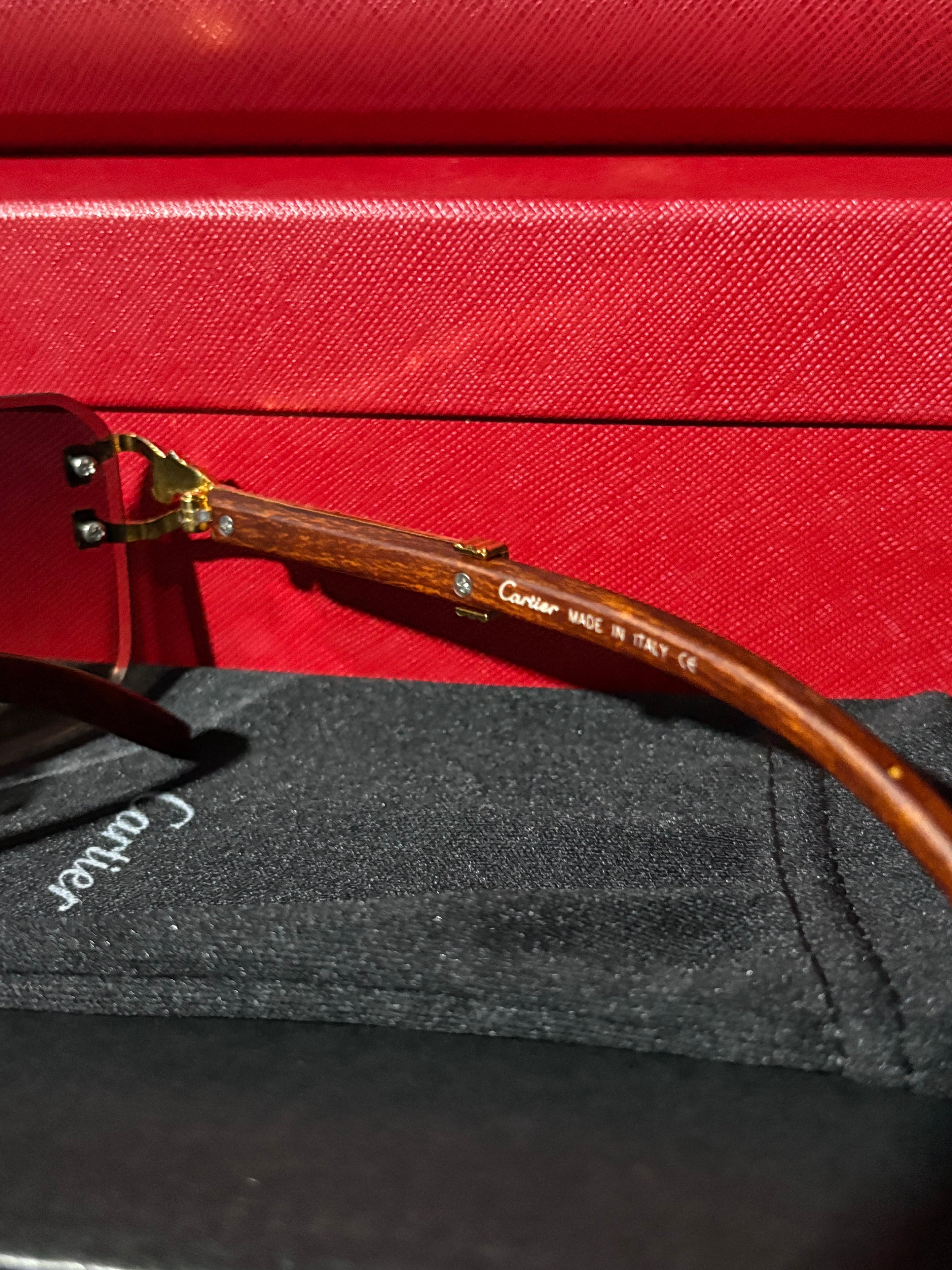 Lentes Cartier jaguar (morado oscuro)