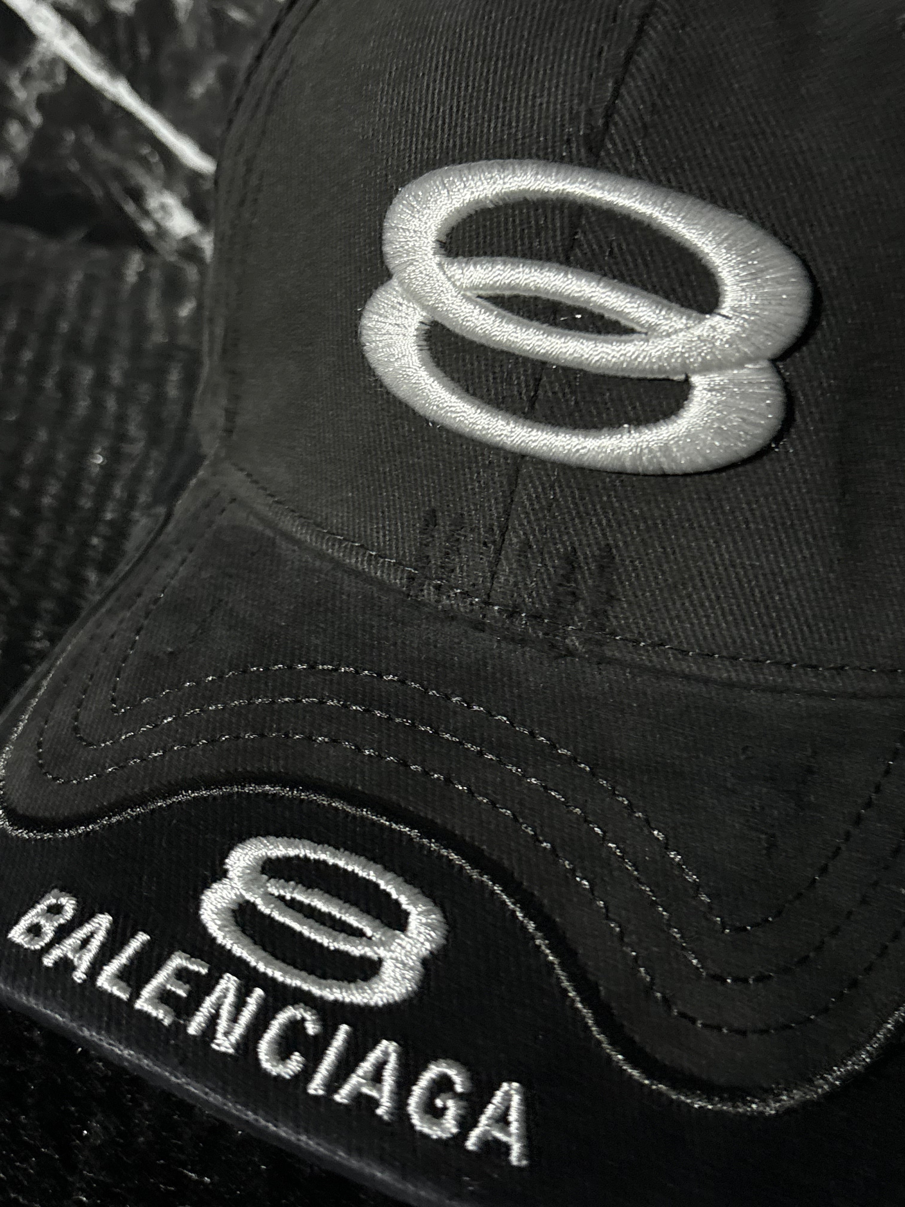 Gorra Balenciaga unity cap