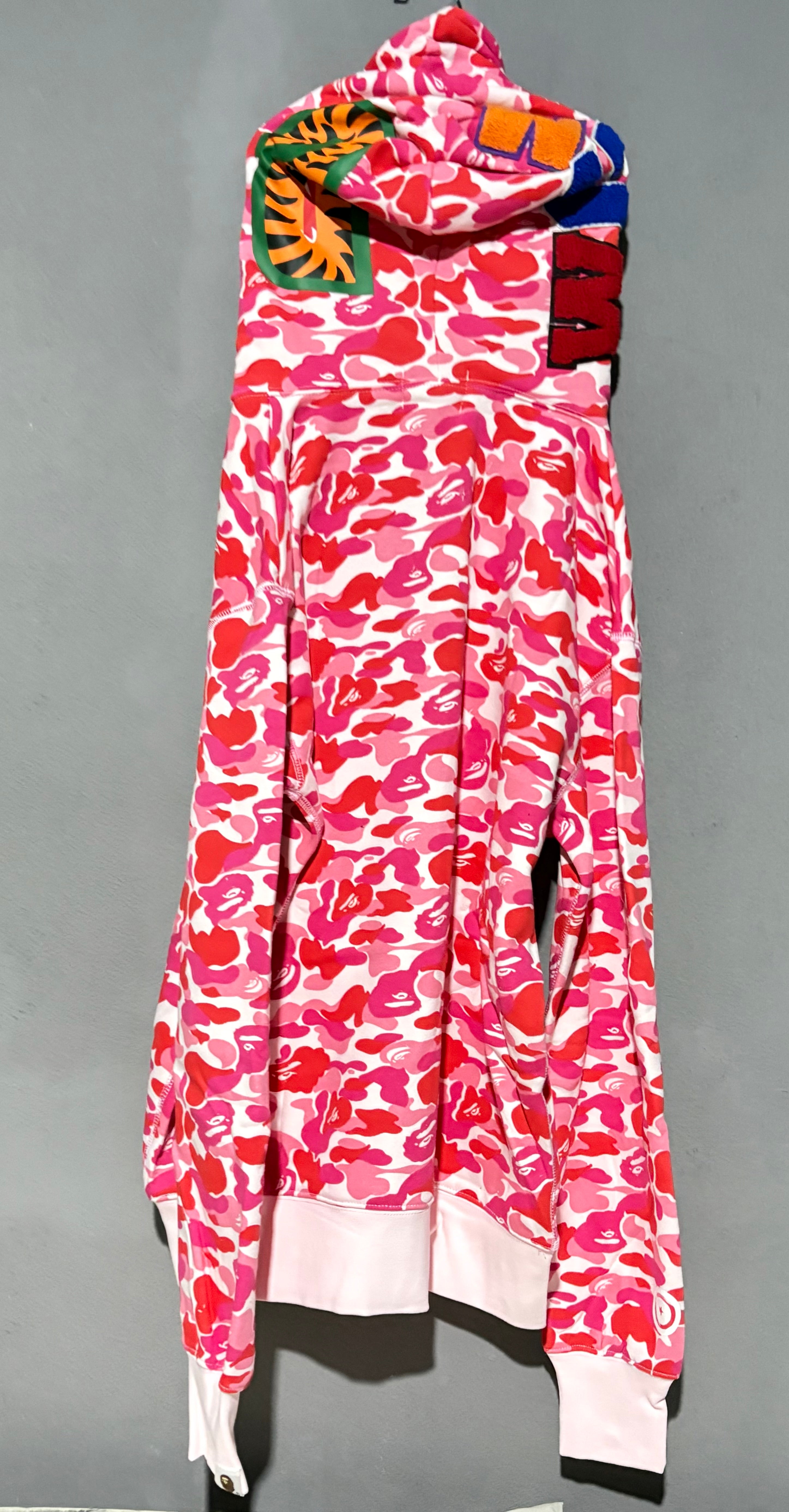 **AGOTADO** Sudadera Bape rosa